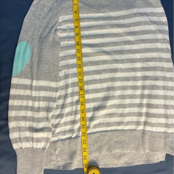 Time And Tru Gray And White Striped Women's Sweater with Teal Hearts On Sleeves - Picture 5 of 6